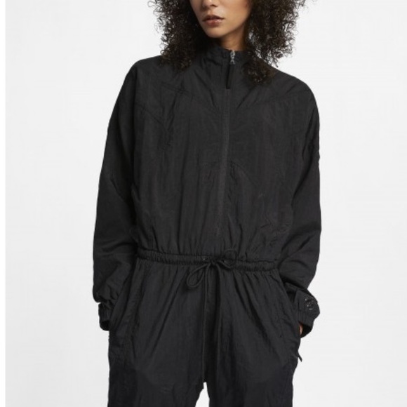 Nike women’s black jumpsuit - Picture 4 of 5